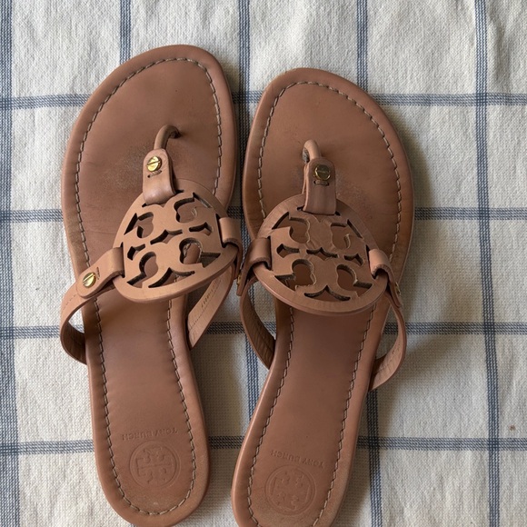 Tory Burch Nude Sandals for Women - Picture 2 of 7